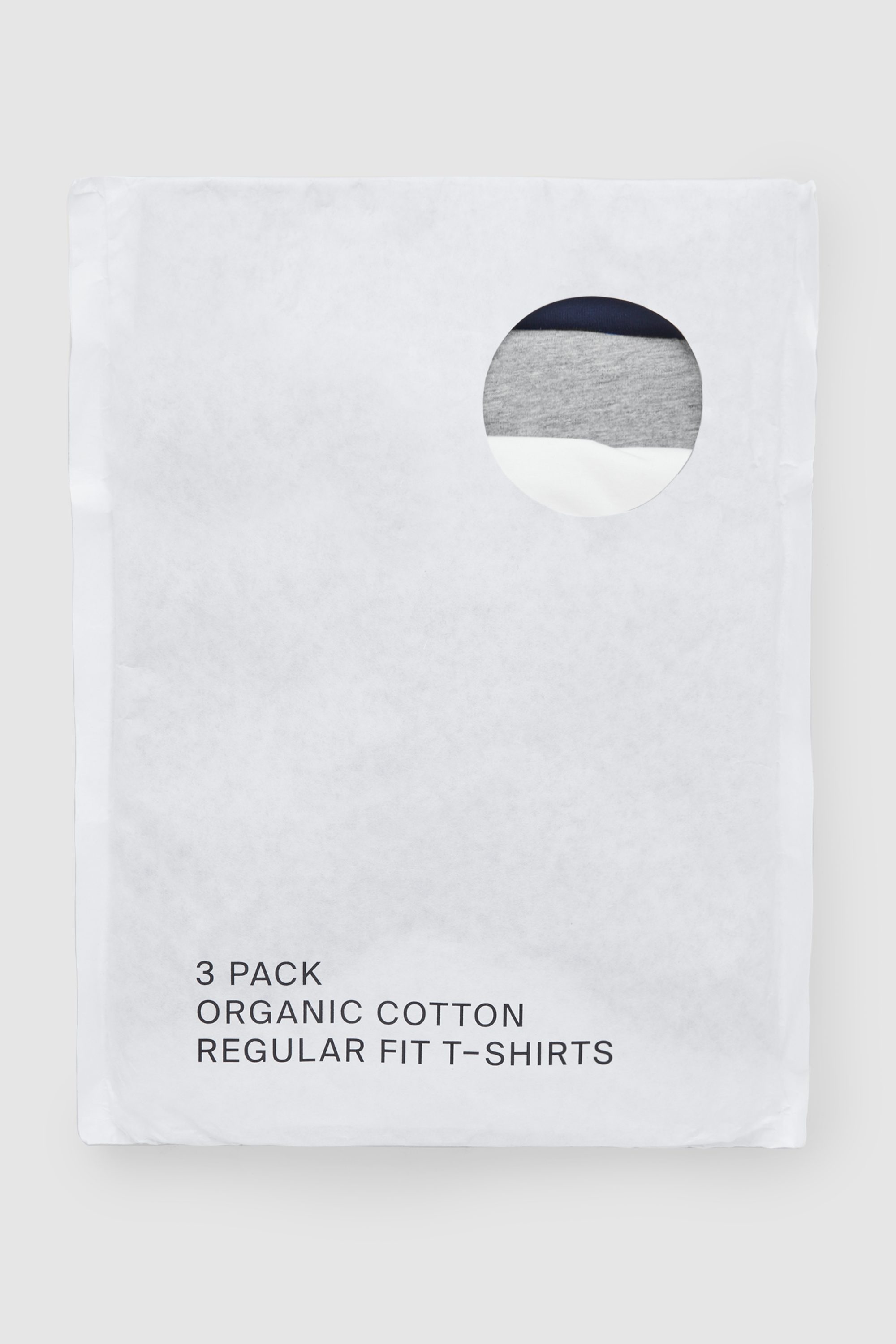 Pack of outlet shirts