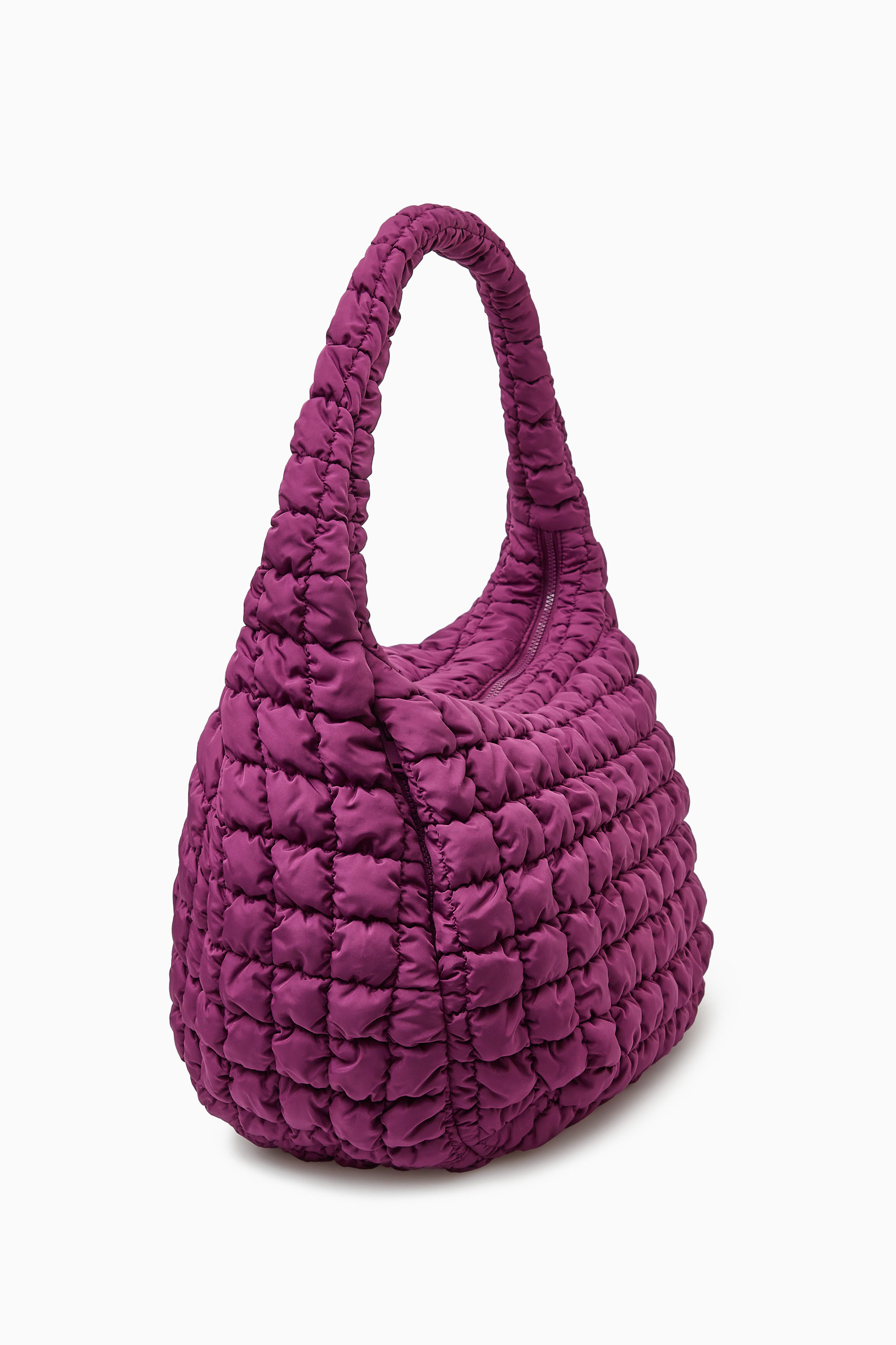 PAUSE Highlights: COS Quilted Oversized Shoulder Bag – PAUSE