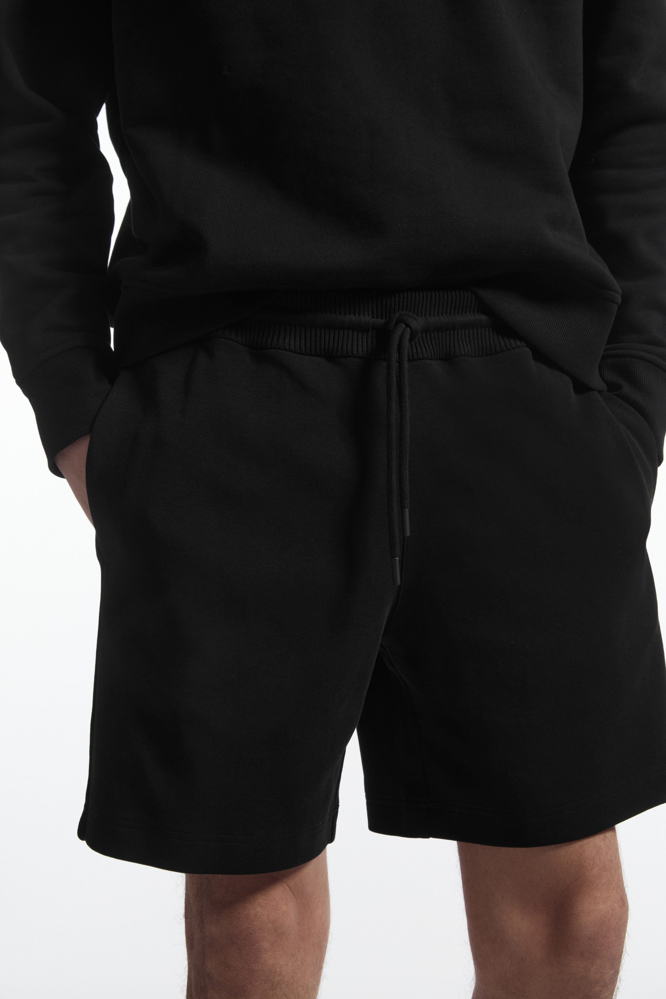 NELEUS Men's 3 Pack Performance Compression Shorts, 6010# Black/Grey/Blue,  L price in UAE,  UAE